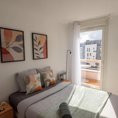Warm Cocoon - Parking Included 아파트 Asnières